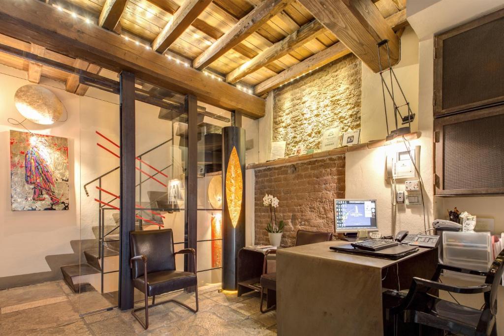 Bed and Breakfast Residenza Torre Colonna Rzym Zewnętrze zdjęcie