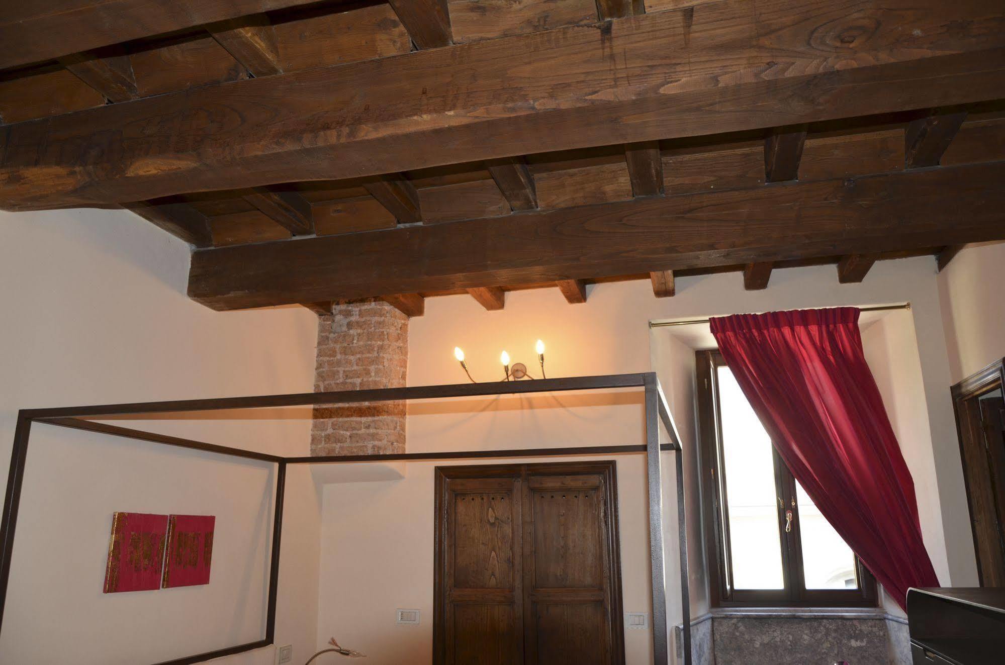 Bed and Breakfast Residenza Torre Colonna Rzym Zewnętrze zdjęcie