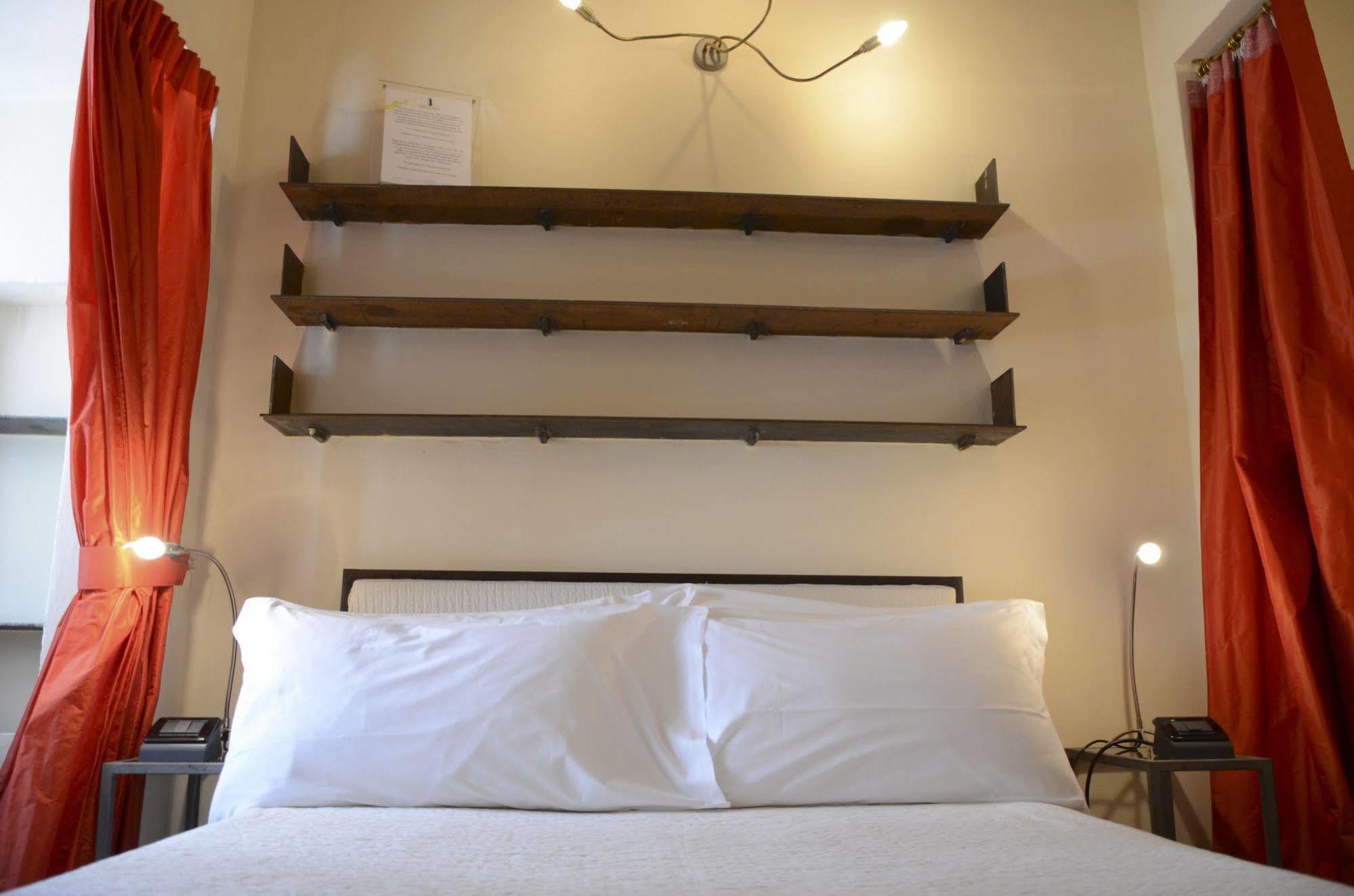 Bed and Breakfast Residenza Torre Colonna Rzym Zewnętrze zdjęcie